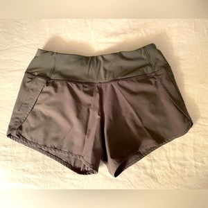 Crz yoga “speed up” style shirt. Size 4 4 inch inseam.